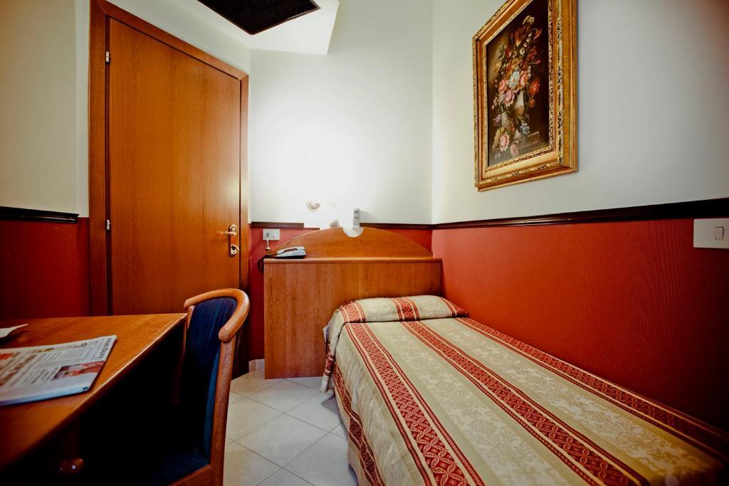 Hotel Saturnia Rome Luaran gambar