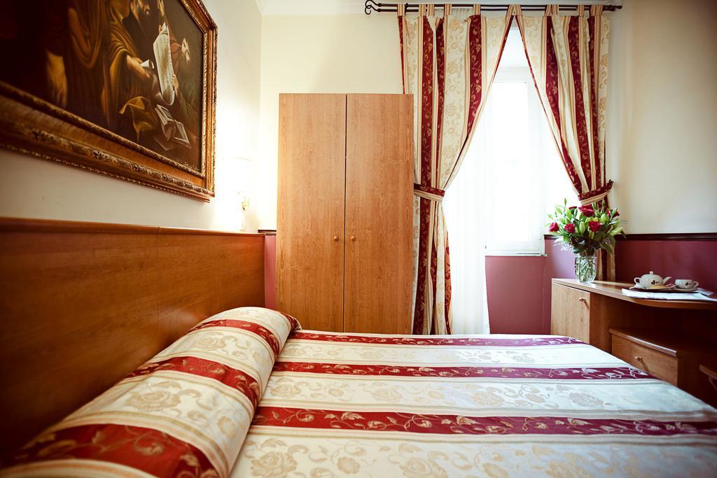 Hotel Saturnia Rome Bilik gambar