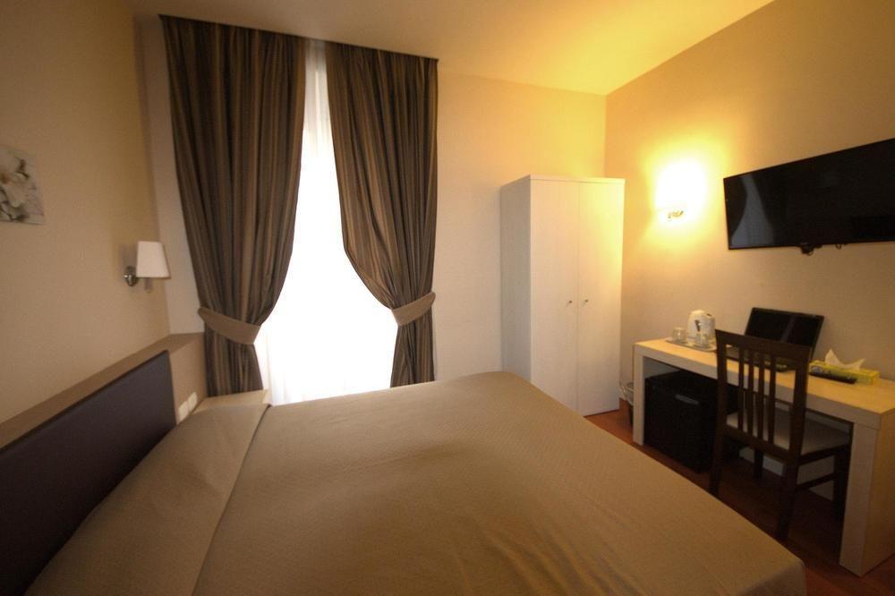 Hotel Saturnia Rome Luaran gambar
