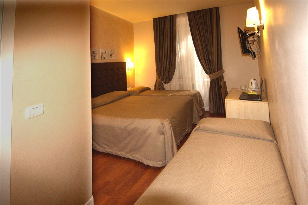 Hotel Saturnia Rome Luaran gambar